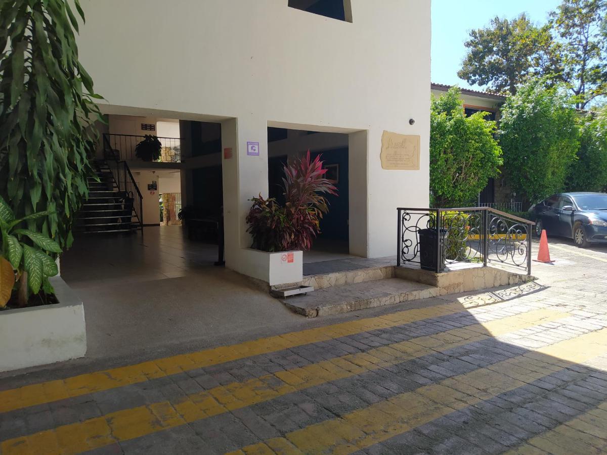 Hotel Plaza Palenque Luaran gambar