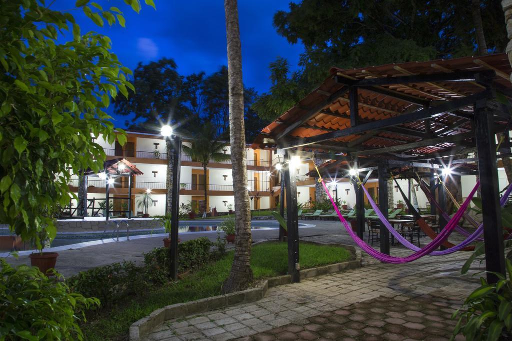 Hotel Plaza Palenque Luaran gambar