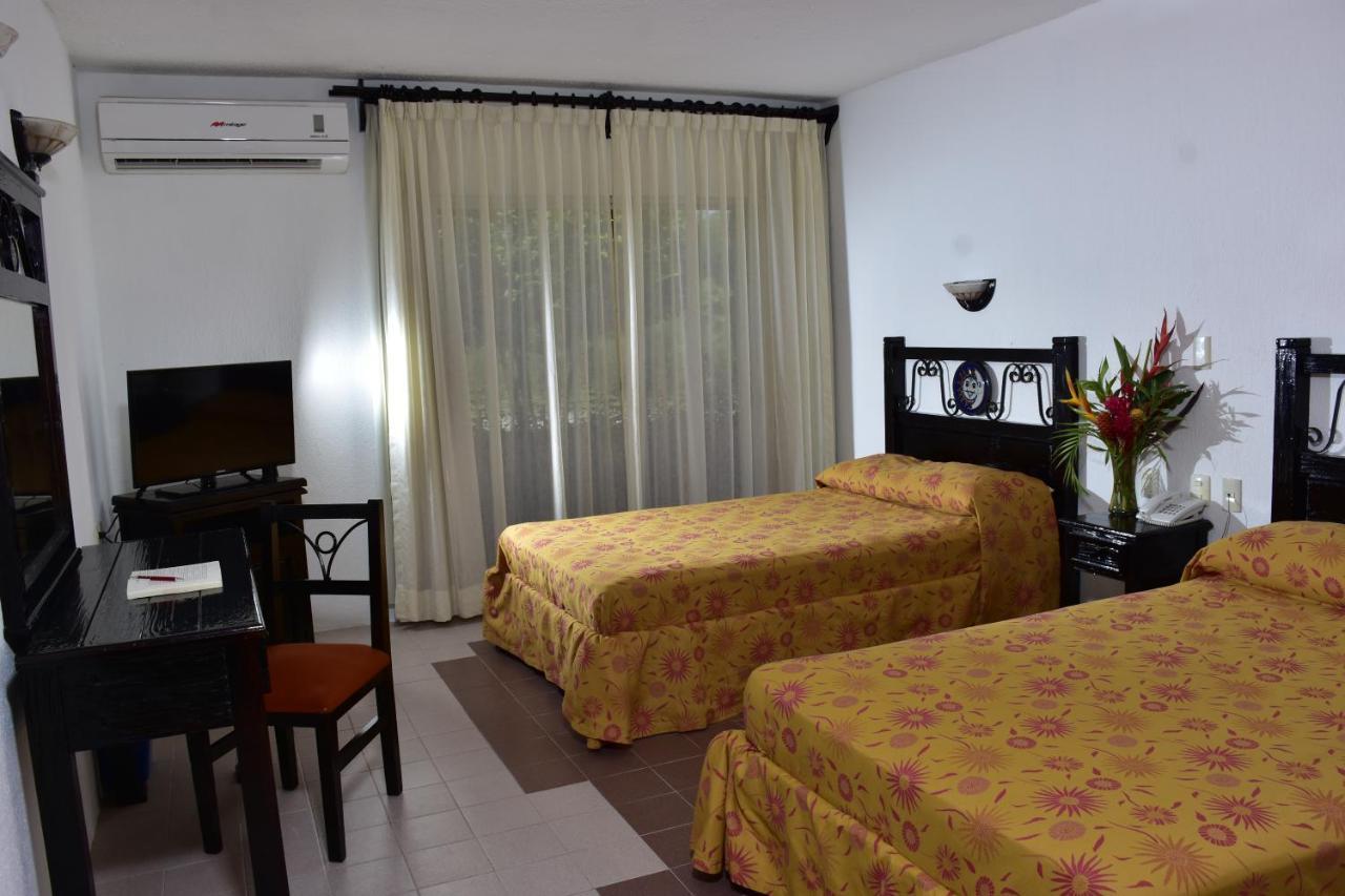 Hotel Plaza Palenque Luaran gambar