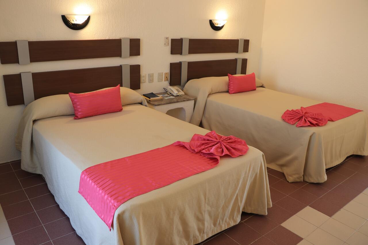 Hotel Plaza Palenque Luaran gambar